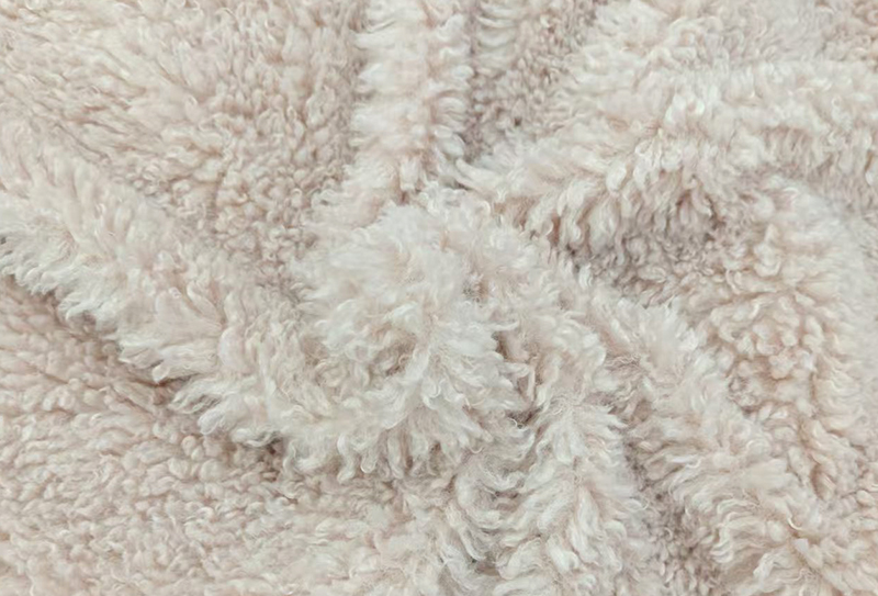 800mg/m² 165cm Cara cashmere fabricae aptae pro pupas/pulvinas 800mg/m² 165cm Cara cashmere fabricae aptae pro pupas/pulvinas