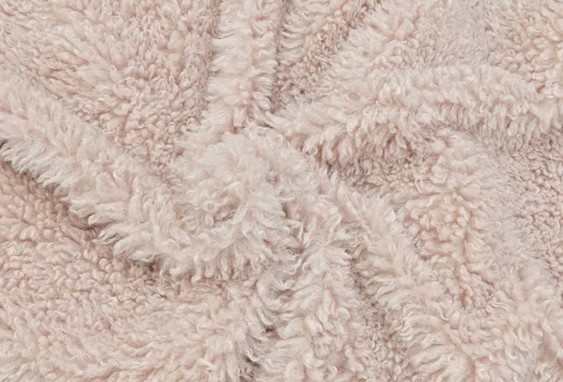 800mg/m² 165cm Cara cashmere fabricae aptae pro pupas/pulvinas 800mg/m² 165cm Cara cashmere fabricae aptae pro pupas/pulvinas